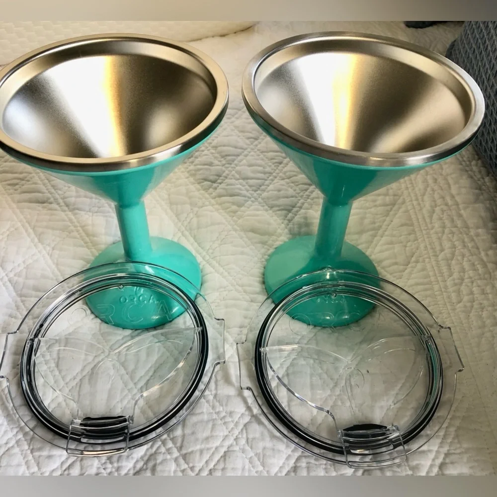 Orca Seafoam Stainless insulated Martini Glasses w/ Tail Lid to Keep Cold